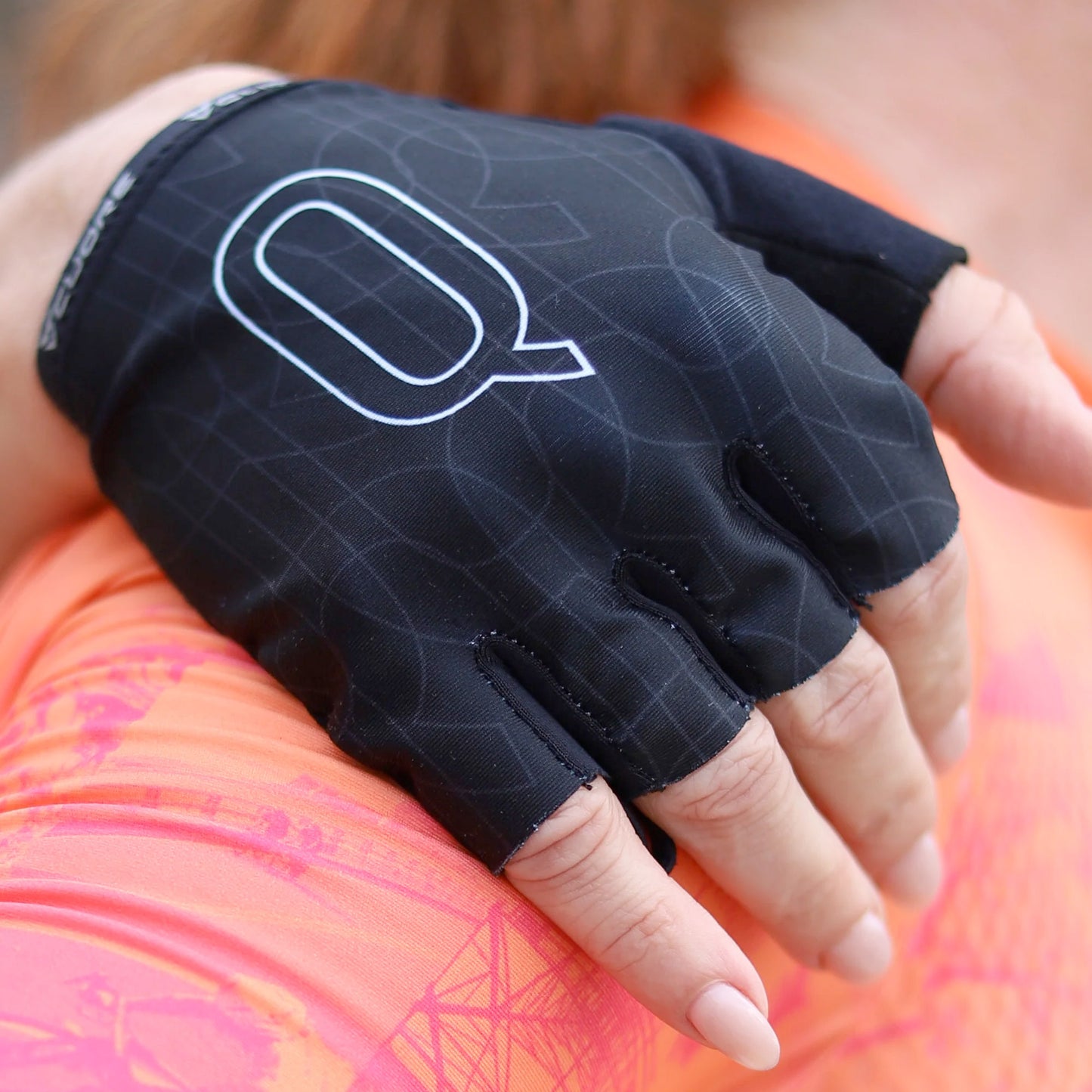 Cuore Women's QOM Summer Gloves - Black