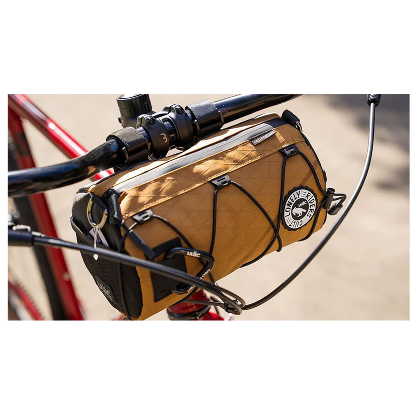 Ulac Coursier GT Pro 3.8 Litre Handlebar Bag - Terrain image 3