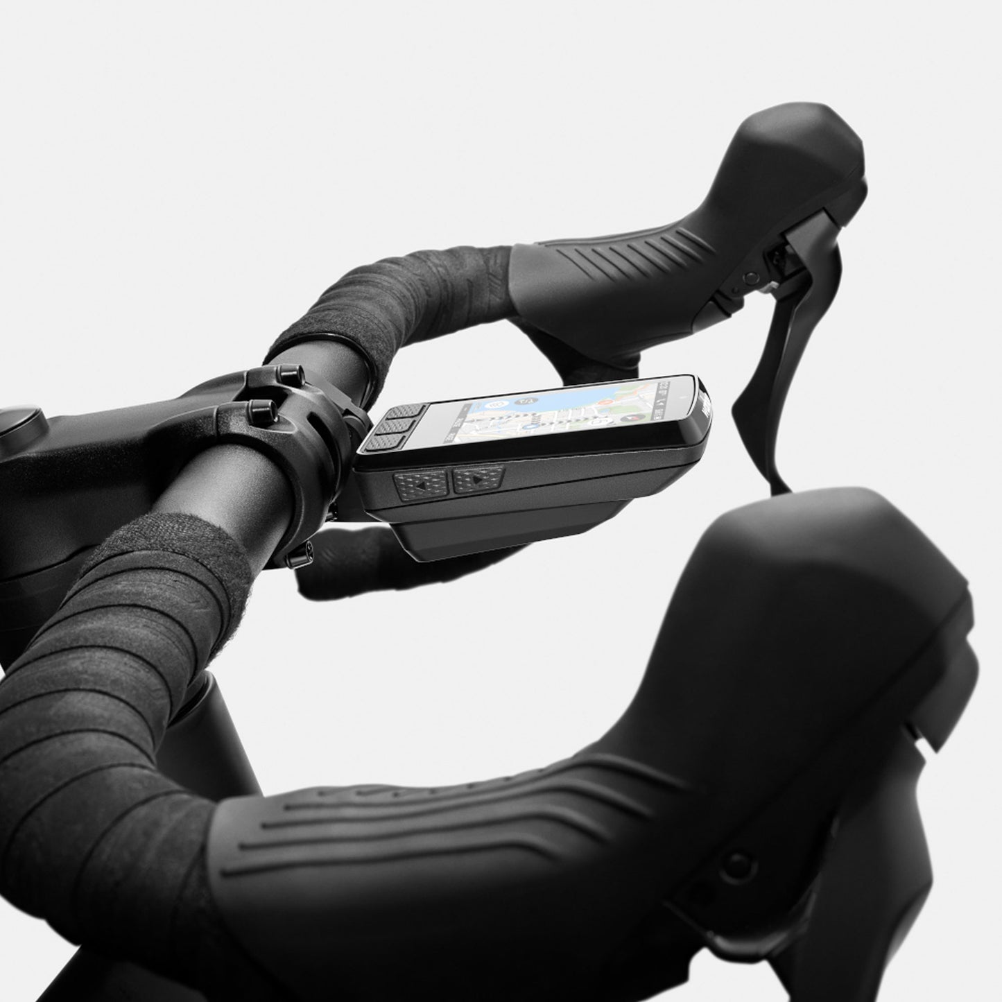 Wahoo Roam 3 Bundle with Free Trackr Heart Rate Monitor worth $149.95