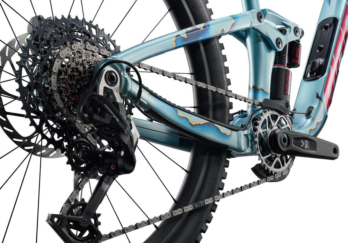 2027 Giant Reign SE Men's Mountain Bike - Gilded Terrain image 4