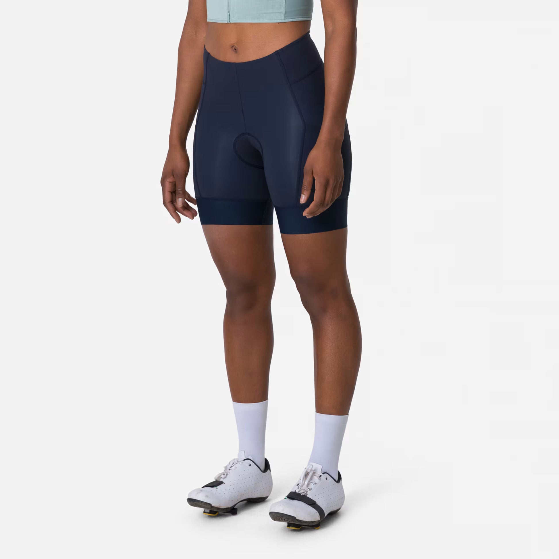 Rapha 2025 Women's Short Cargo Shorts - Dark Navy ARX01XXDNYXXS,ARX01XXDNYXSM,ARX01XXDNYSML,ARX01XXDNYMED,ARX01XXDNYLRG,ARX01XXDNYXLG image 1