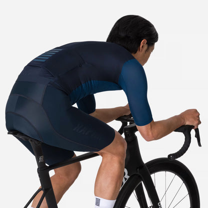 Rapha Men's Pro Team Training Jersey Titan / Carbon BEY01XXTICXXS,BEY01XXTICXSM,BEY01XXTICSML,BEY01XXTICMED,BEY01XXTICLRG,BEY01XXTICXLG,BEY01XXTICXXL,BEY01XXTIC3XL image 6