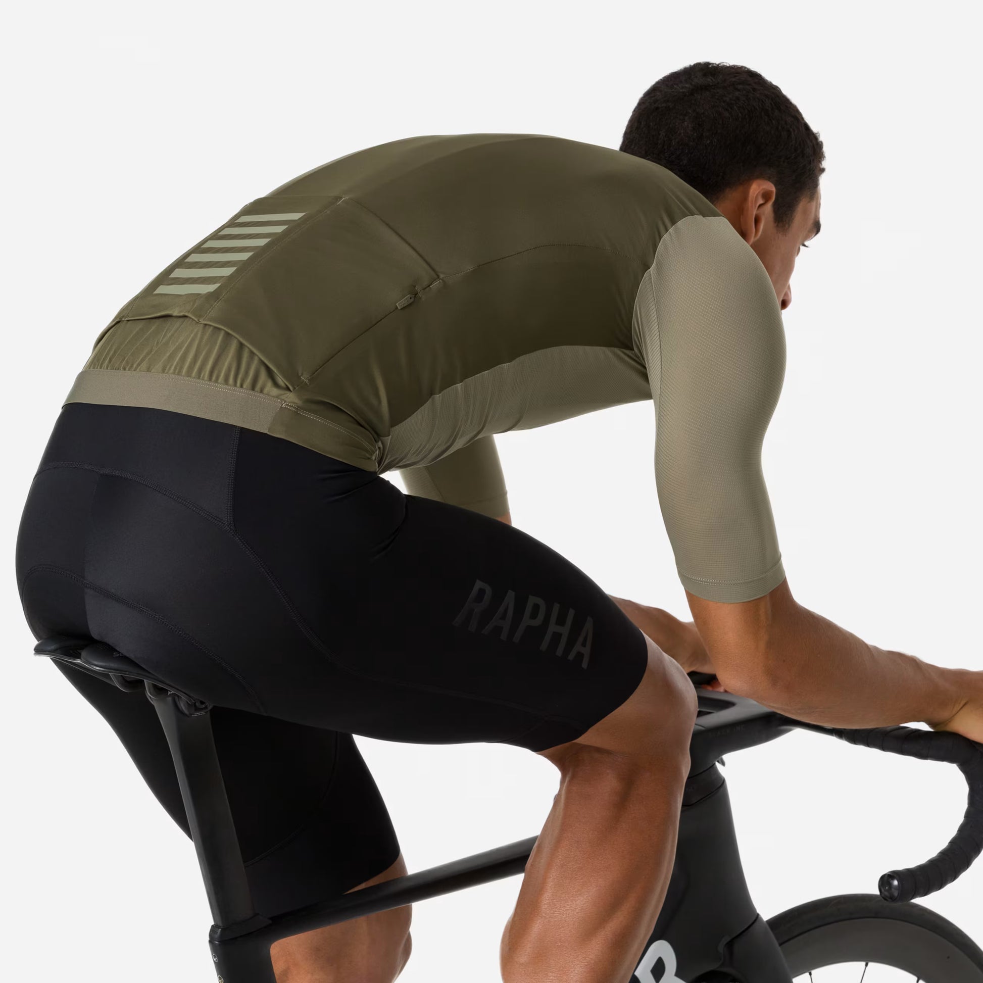 Rapha Men's Pro Team Training Jersey - Khaki BEY01XXVKLXSM,BEY01XXVKLSML,BEY01XXVKLMED,BEY01XXVKLLRG,BEY01XXVKLXLG,BEY01XXVKLXXL,BEY01XXVKL3XL image 6