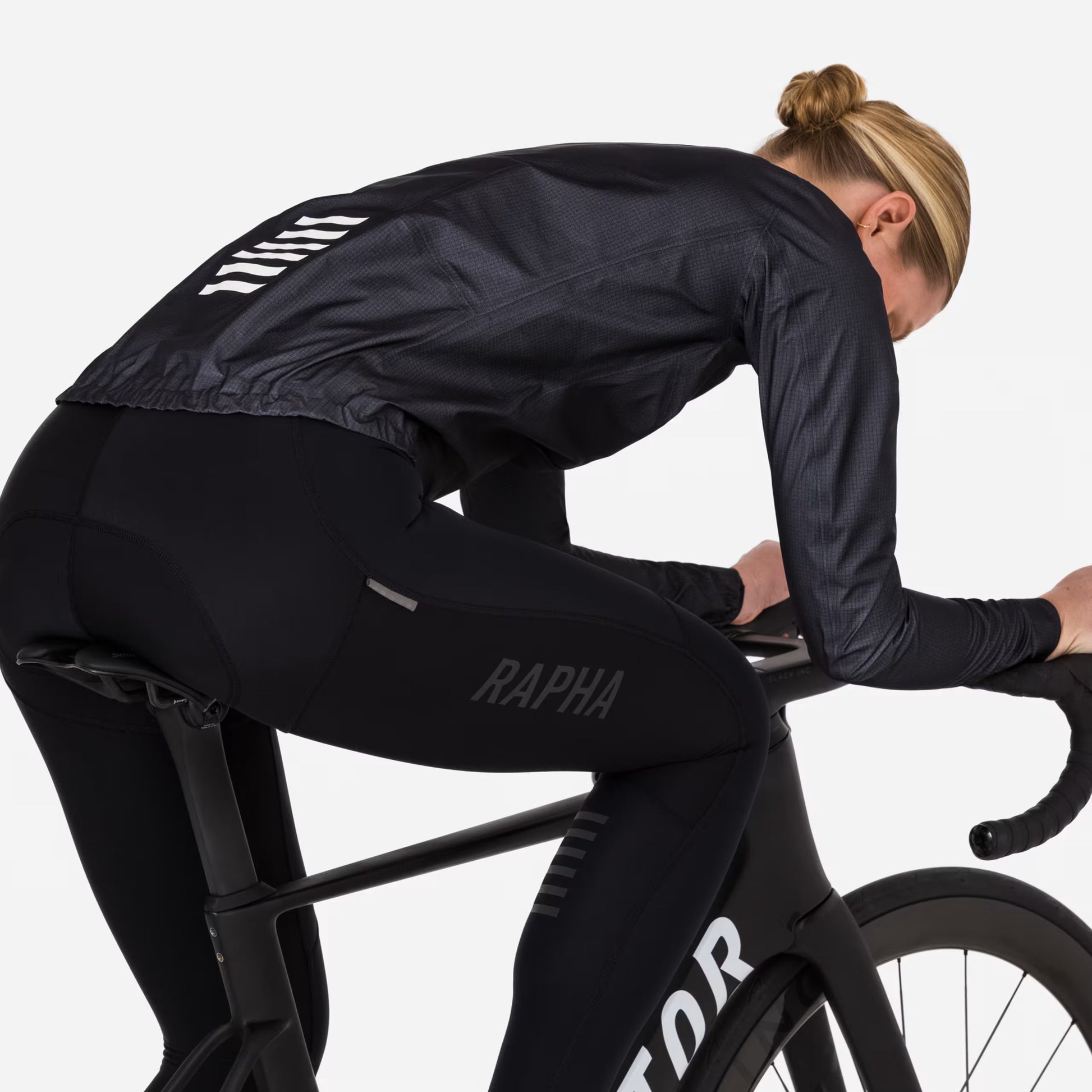 Rapha 2026 Women's Pro Team Lightweight Rain Jacket, Black Charcoal image 6