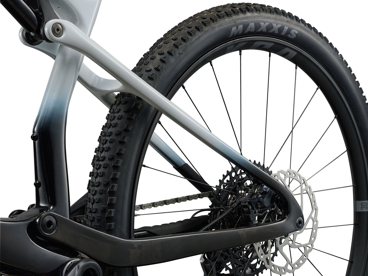 2026 Giant Pique X Advanced SL 2 Women's Mountain Bike - White/Carbon 9072015103,9072015104,9072015105,9072015107 image 7