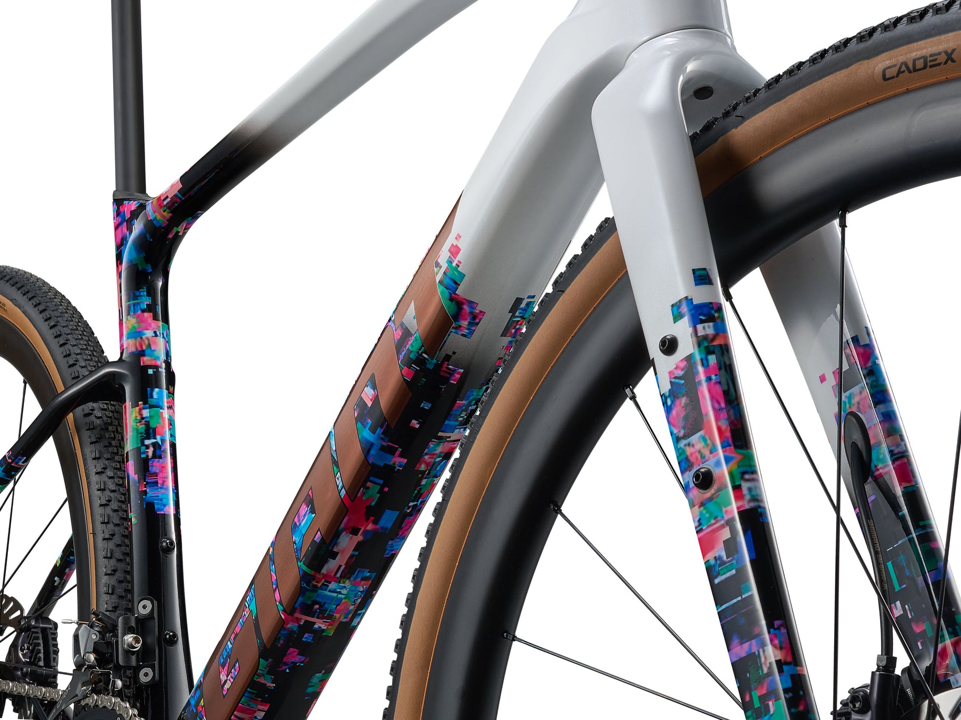 2026 Giant Revolt 0 SE Men's Gravel/Adventure Bike - Radio Spectrum 9080044103,9080044104,9080044105,9080044106,9080044107,9080044108 image 6