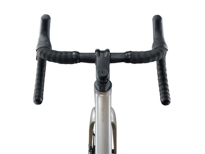 2027 Giant Liv BeLiv AR 0 Women's Endurance Road Bike, Camel Silk image 4