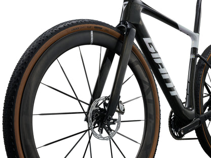 2027 Giant Revolt Advanced SL 0 Men's Gravel/Adventure Bike, Raw Carbon/PrismPearl