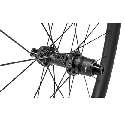 Reserve 40|44 GR Carbon 700C Gravel Bike Wheelset - DT Swiss 180 Hubs image 4