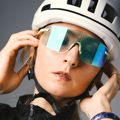 Ulac Visionär Photochromic Unisex Cycling Sunglasses, Off White/Blue Boost image 3