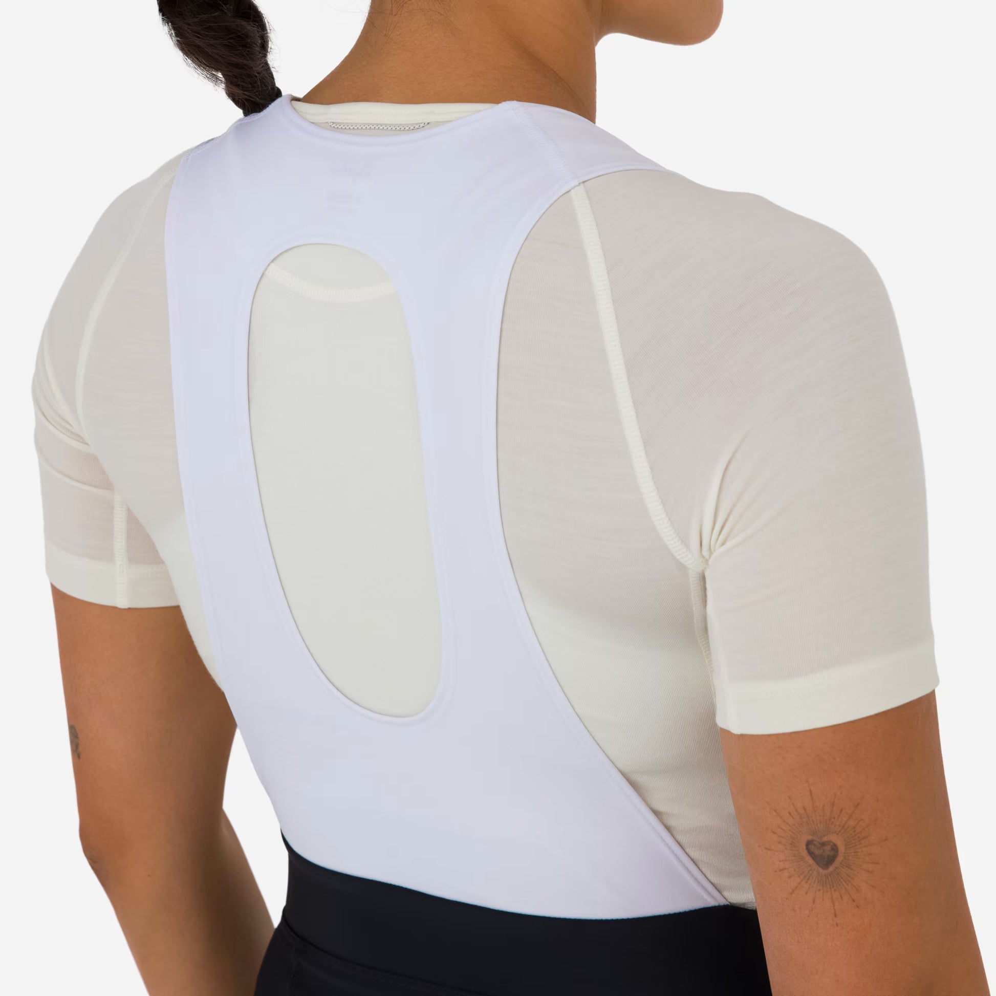 Rapha Women's Merino Base Layer II Short Sleeve - Cream/White CIB01SSPWAXXS,CIB01SSPWAXSM,CIB01SSPWASML,CIB01SSPWAMED,CIB01SSPWALRG,CIB01SSPWAXLG image 5