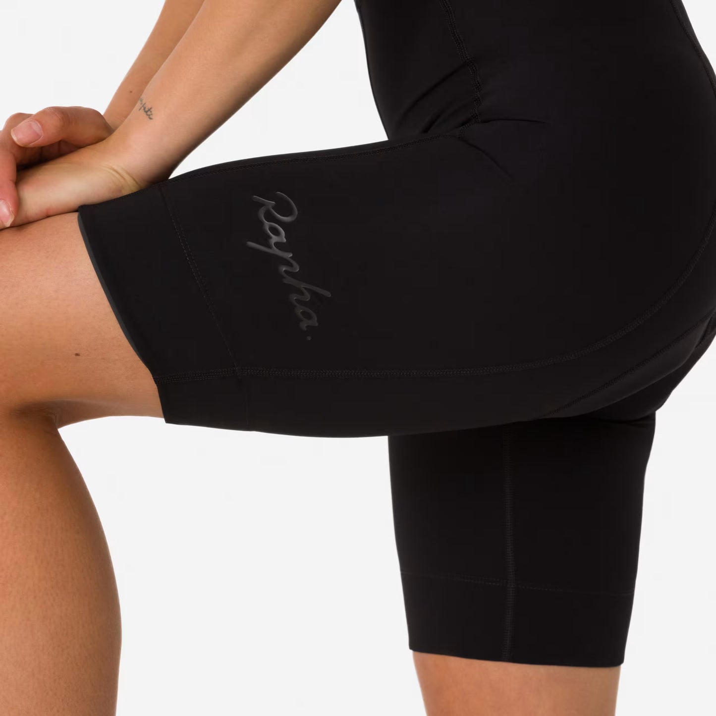 Rapha 2025 Women's Classic Bib Shorts - Black/Black image 3 WBS08RGBBKXXS,WBS08RGBBKXSM,WBS08RGBBKSML,WBS08RGBBKMED,WBS08RGBBKLRG,WBS08RGBBKXLG