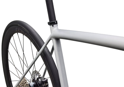 2026 Specialized Aethos 2 Expert Ultegra Di2, Gloss Dolomite Metallic / Blue Pearl Over Shadow image 4