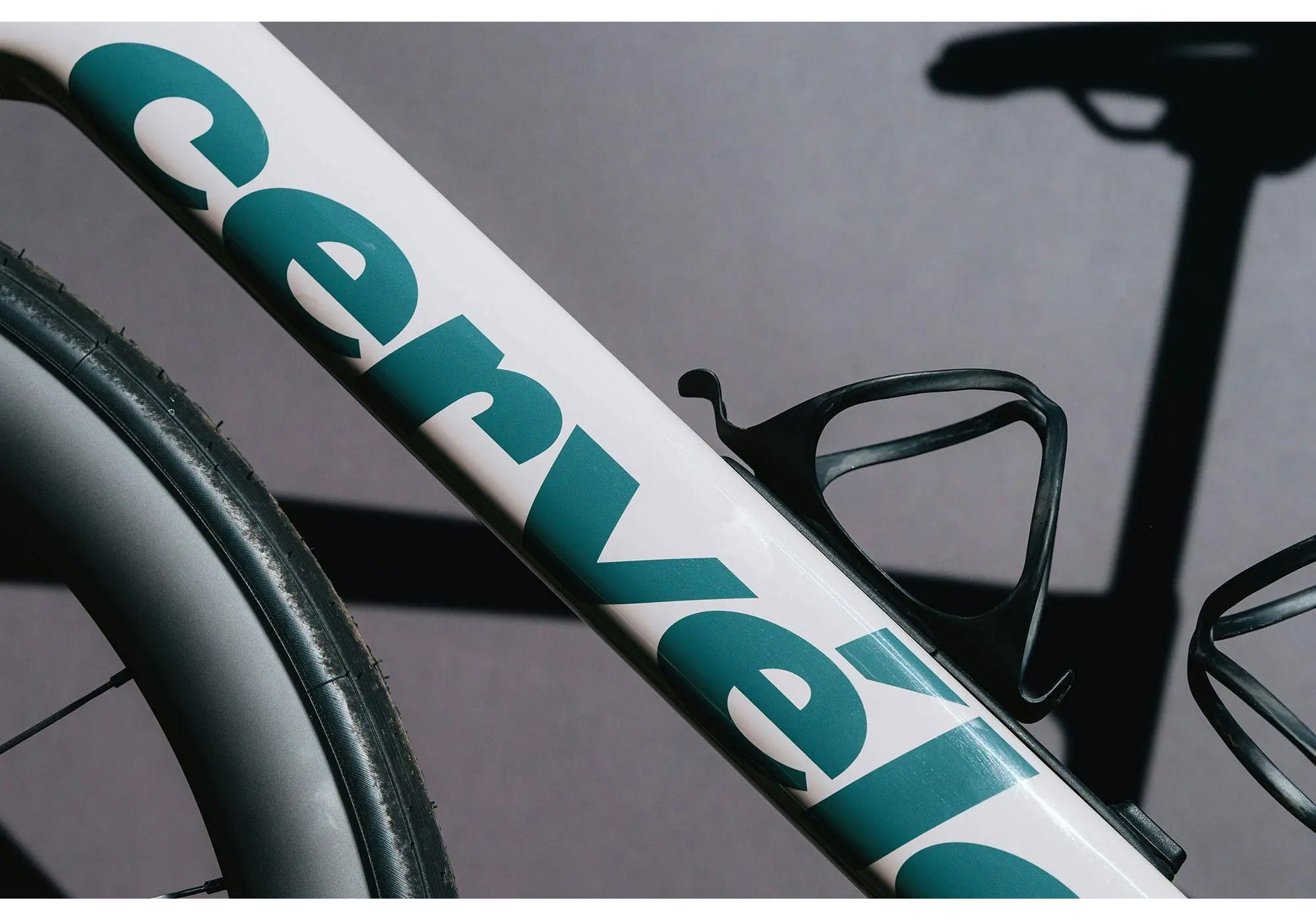 2027 Cervélo Caledonia-5 SRAM Force AXS Five Sandstone image 