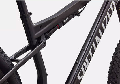 2027 Specialized Epic 9 Expert Gloss Carbon image 4
