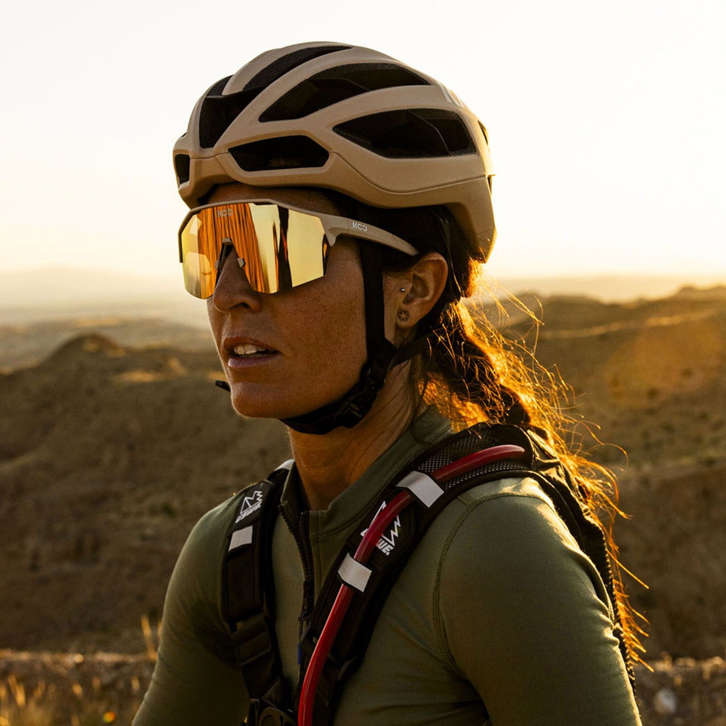 Koo Alibi Sand Matt/Gold Mirror Unisex Cycling Sunglasses - Large OEY00009.969.L image 5