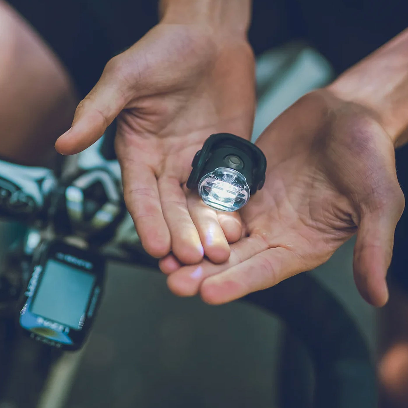 Lezyne Femto USB Drive Front and Rear LED Bicycle Lights image 2