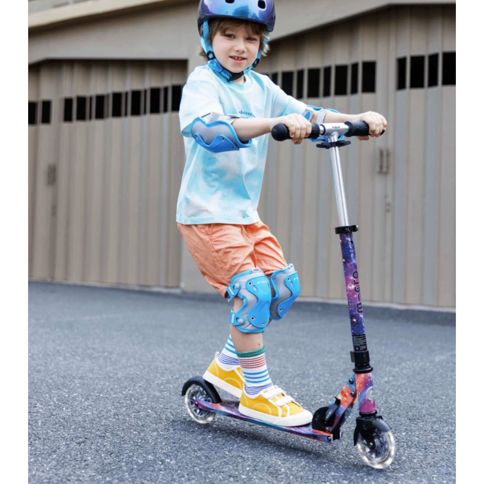 Micro Kids Knee & Elbow Pads Reflective - Alaskan Blue image 3