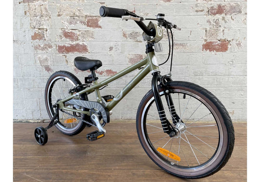BYK E350 Boys Bike, Camo/Black - Rider height: 95-117cm buy online at Woolys Wheels Sydney